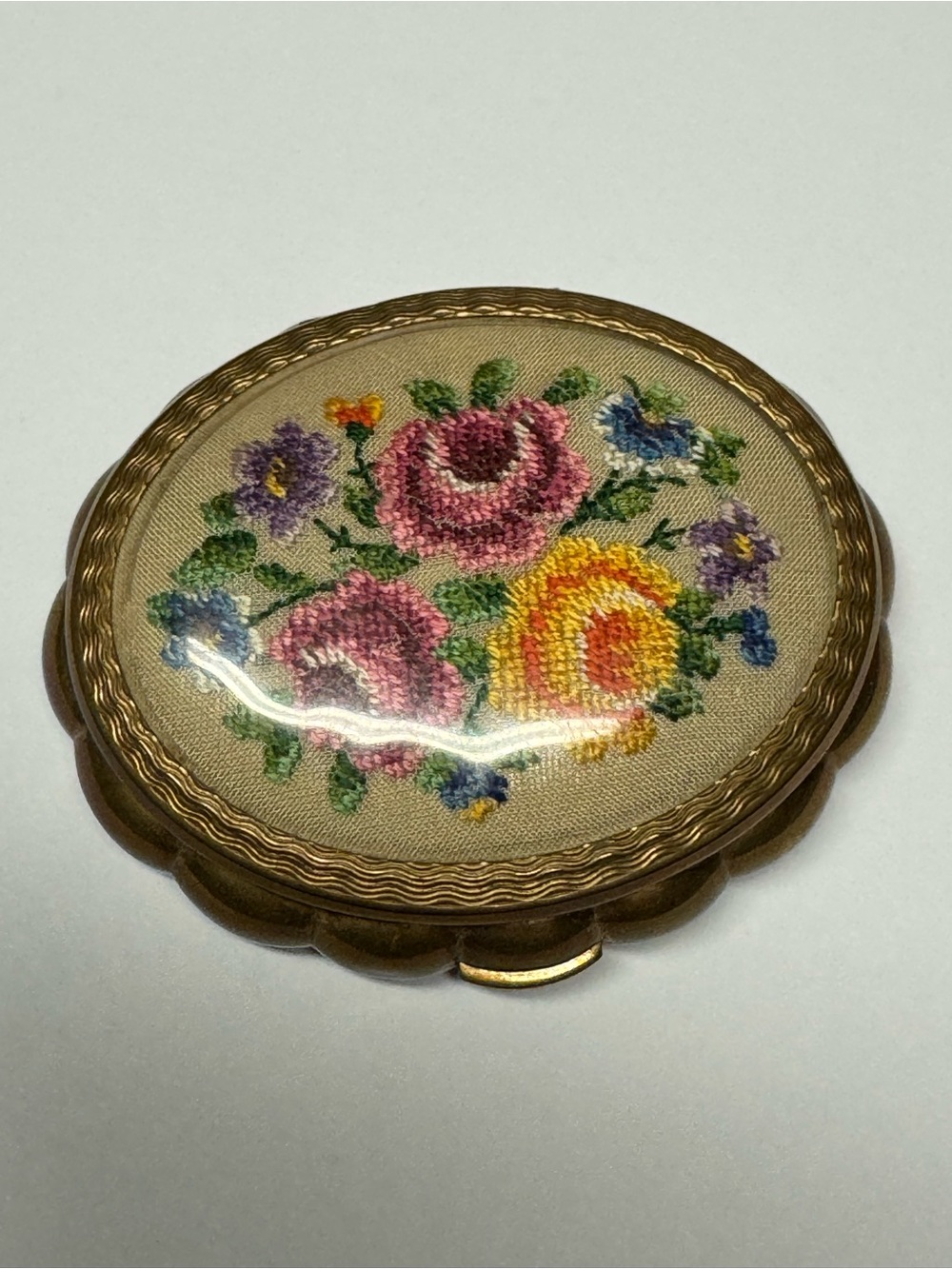 Kigu Compact Mirror: Floral Tapestry Inlay